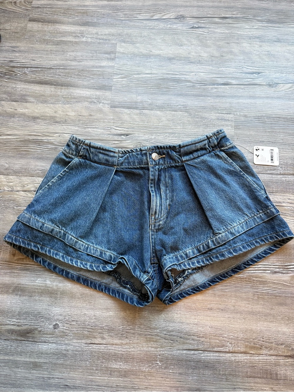 NWT Free People CRVY Low Ryder Denim Shorts, Blue, Size 24